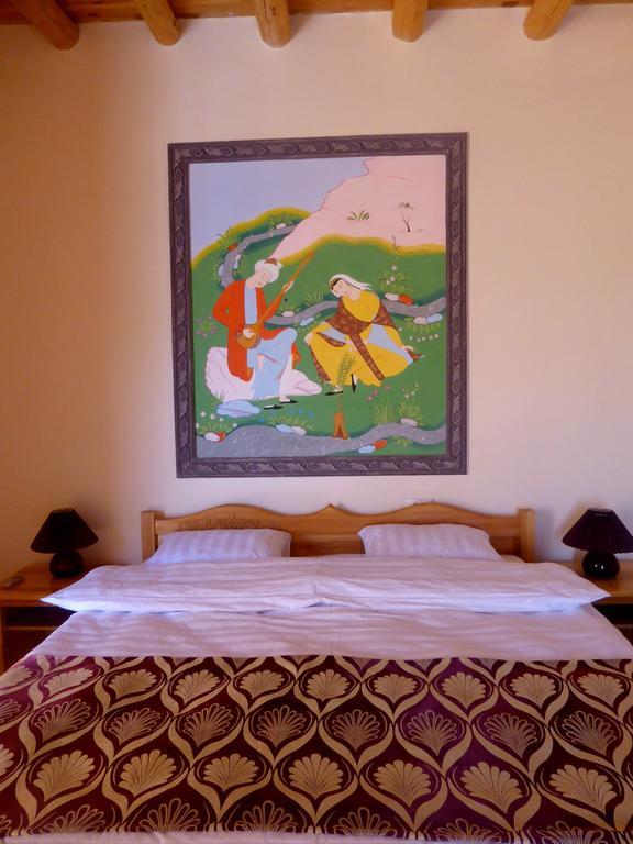 Hovli Poyon Hotel Buxoro Ngoại thất bức ảnh