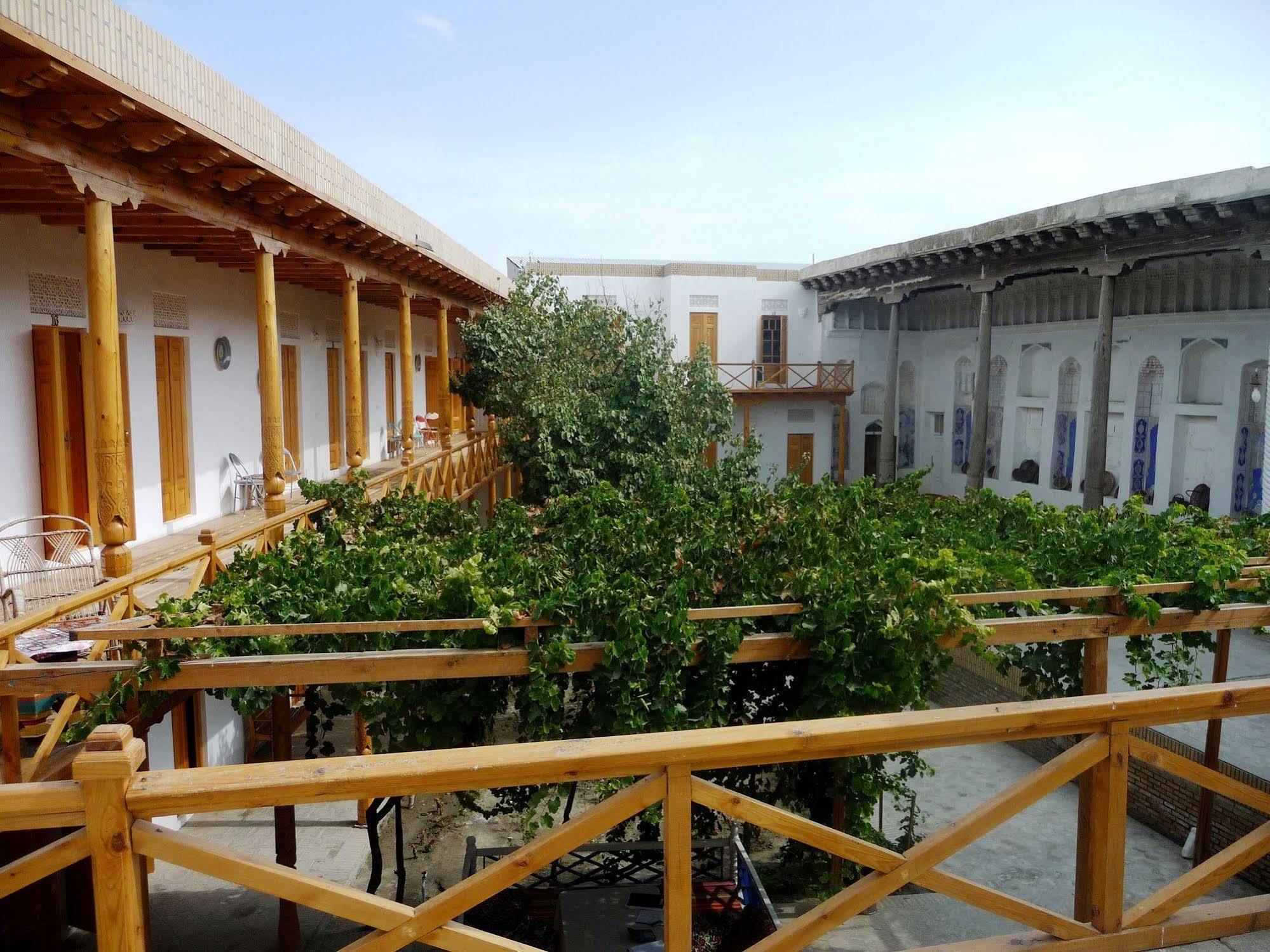 Hovli Poyon Hotel Buxoro Ngoại thất bức ảnh