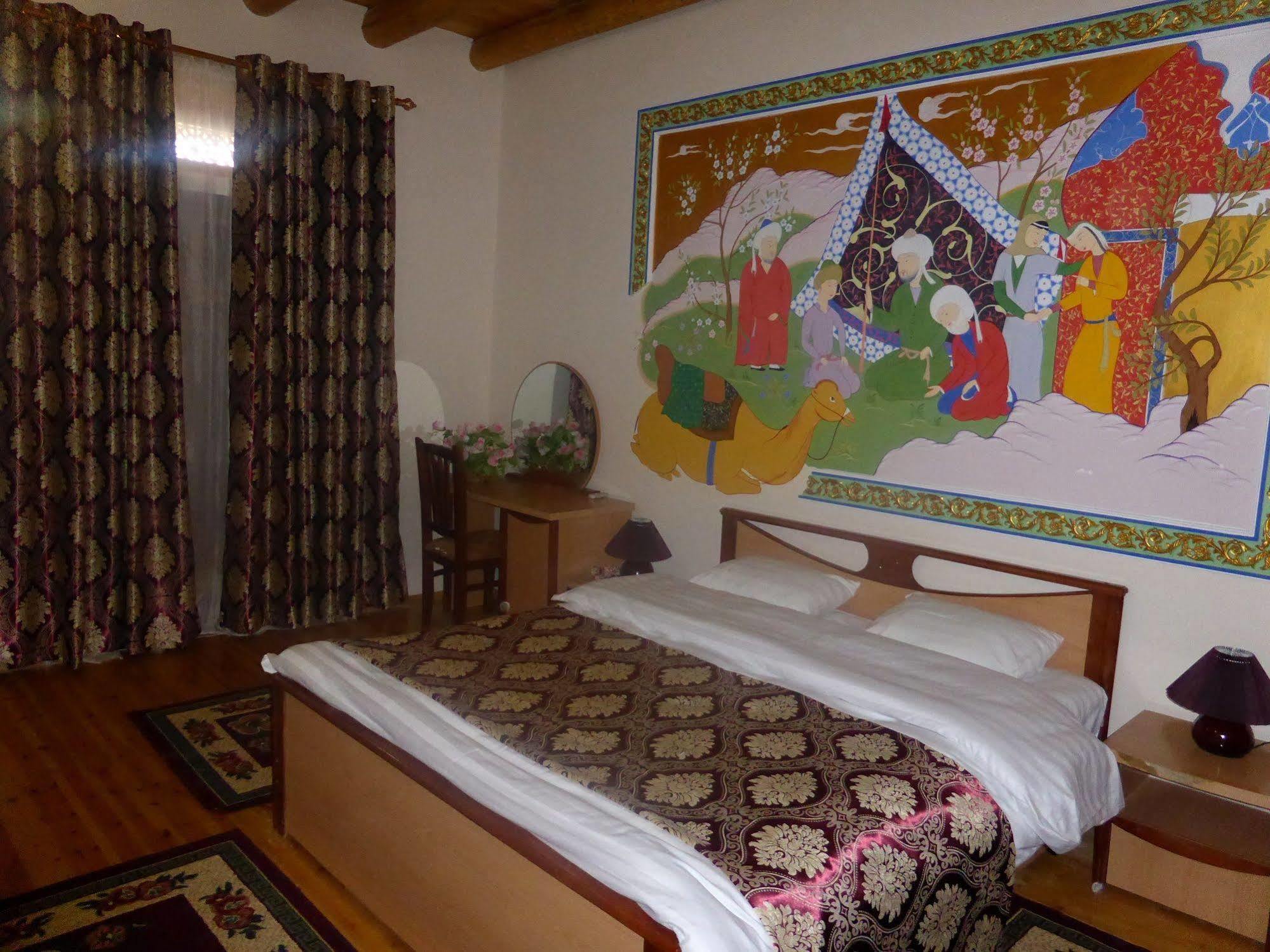 Hovli Poyon Hotel Buxoro Ngoại thất bức ảnh